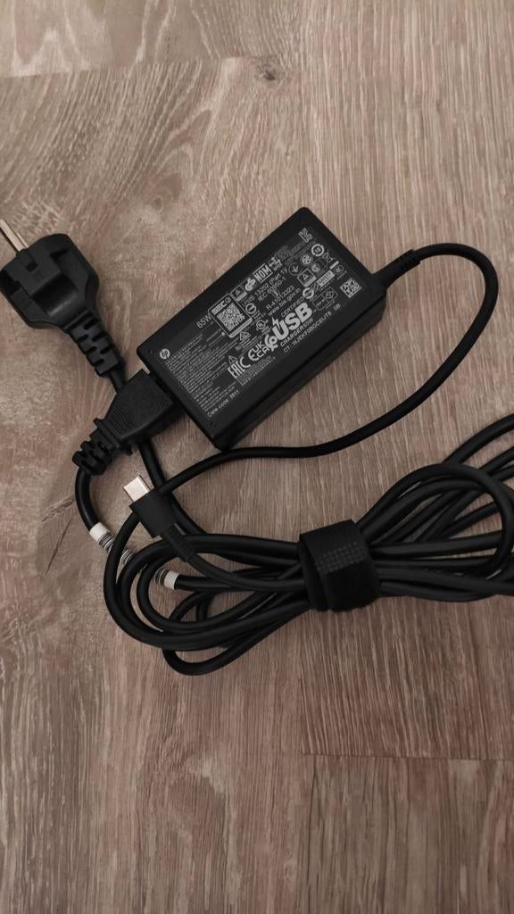 Originele nieuwe HP 65W laptop oplader (adapter) USB C, Computers en Software, Laptop-opladers, Ophalen of Verzenden, Zo goed als nieuw