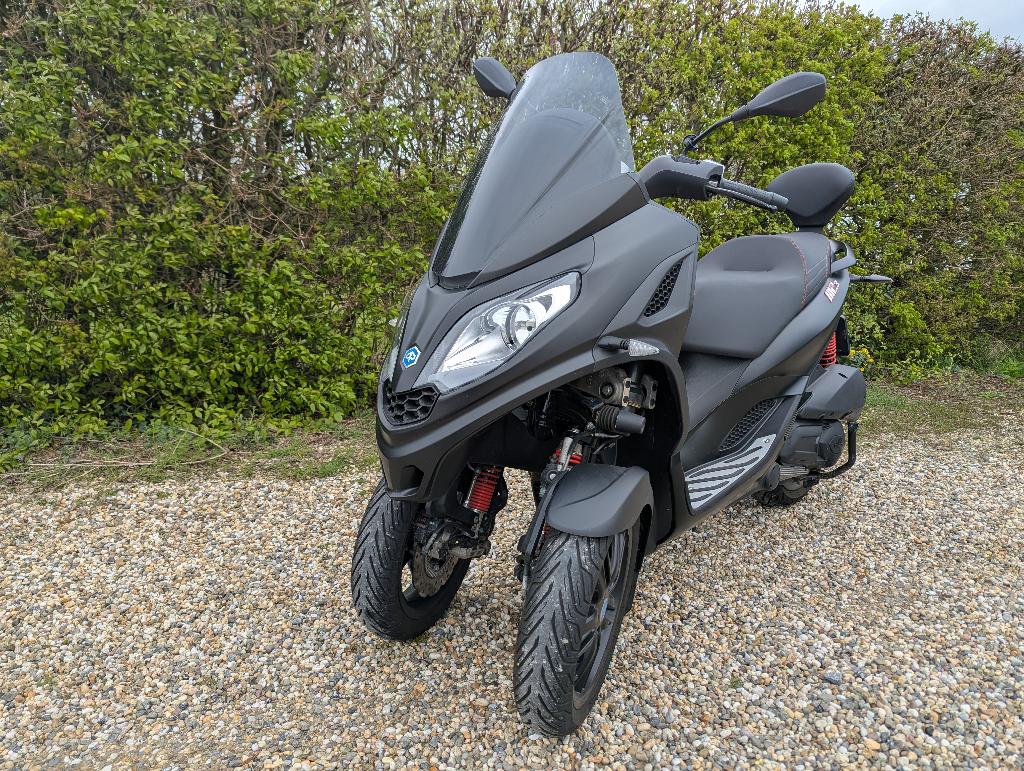 Piaggio MP3 300 HPE, Motoren, Particulier, 278 cc, 1 cilinder, 12 t/m 35 kW