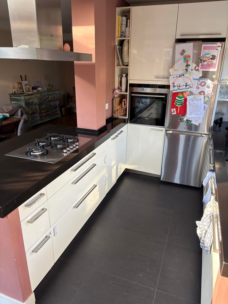 Bulthaup keuken met kookeiland, Ophalen, Gebruikt, Wit, Hoekkeuken