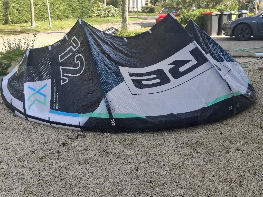 Core XR 8 - 12 m2, 2025 (alleen kite; geen bar), Watersport en Boten, Kitesurfen, Geen board, Ophalen of Verzenden, Zo goed als nieuw