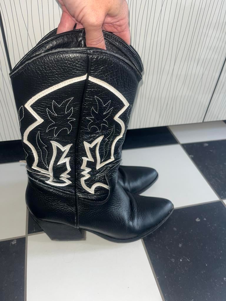 Shoeby eksept zwart leren weetern boots 38, Kleding | Dames, Schoenen, Hoge laarzen, Zwart, Ophalen of Verzenden, Zo goed als nieuw