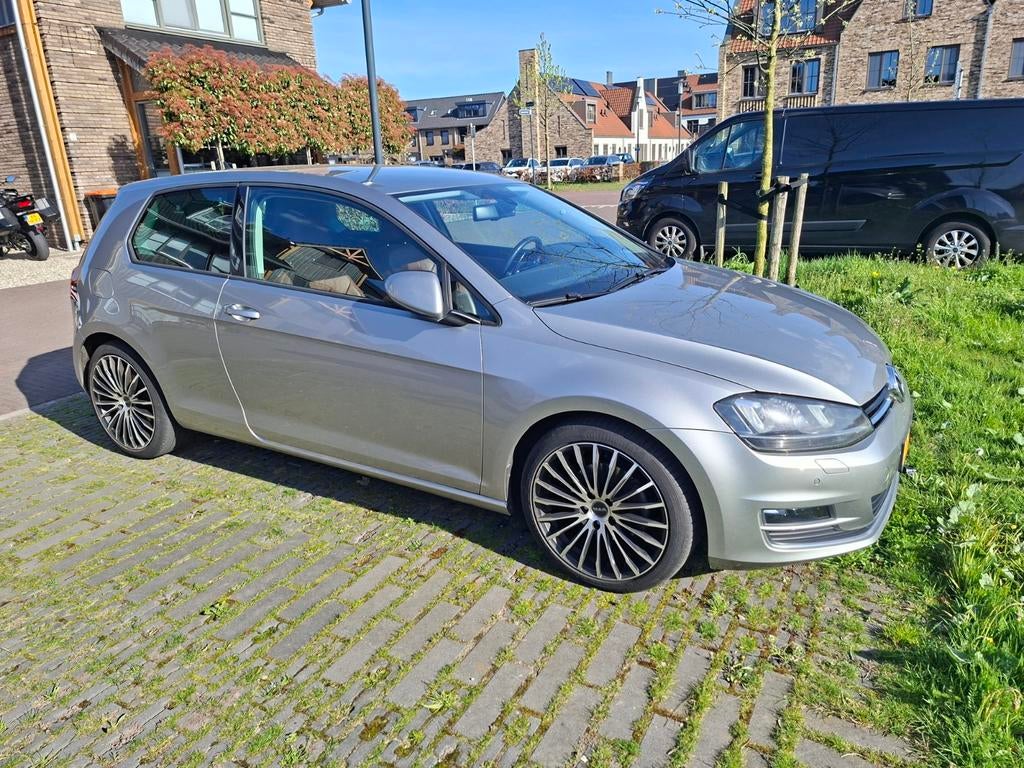 Volkswagen Golf 1.4 TSI 103KW 3D DSG 2014 Grijs, USB, 4 cilinders, Origineel Nederlands, Zilver of Grijs