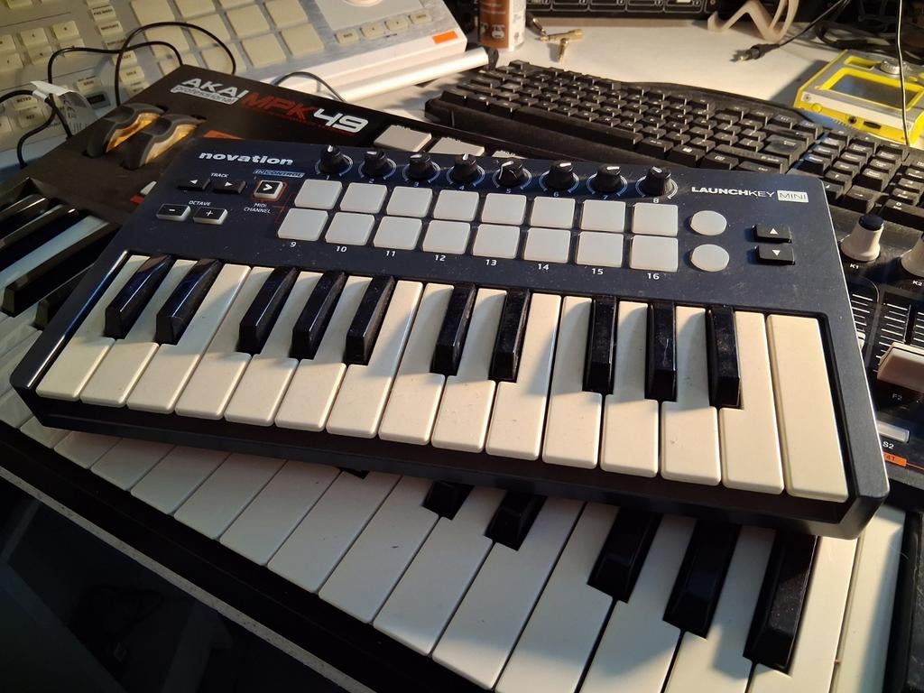 Novation Launchkey Mini, Ophalen of Verzenden