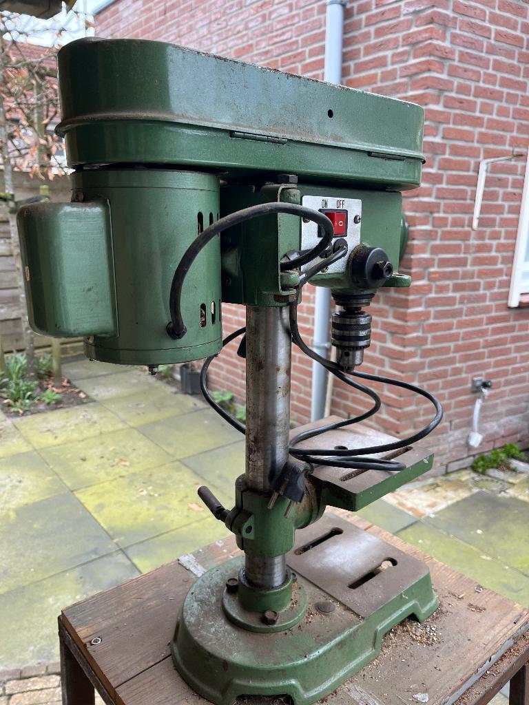 Perel kolomboormachine, Ophalen, Gebruikt, Variabele snelheid, Minder dan 400 watt