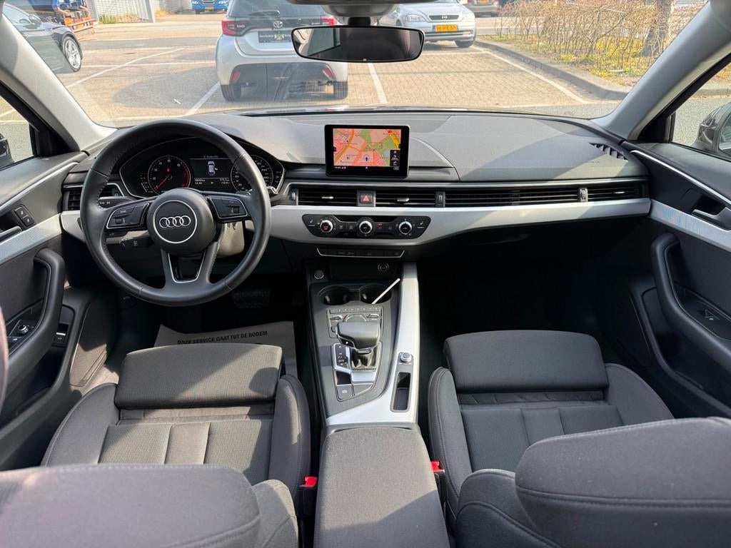 Audi A4 AVANT 35 TFSI Design ECC/PDC V&A/LED/LMV18/NAVI/PANO, 12 maanden, Stof, Gebruikt, 4 cilinders