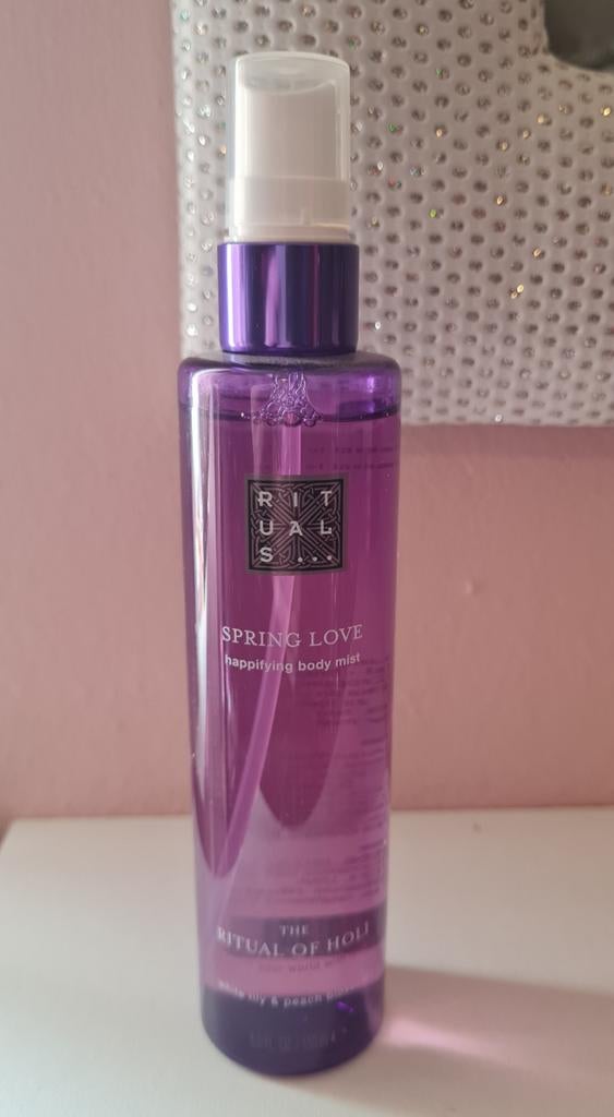 Rituals bodymist spring love, Ophalen of Verzenden, Nieuw, Bad & Douche