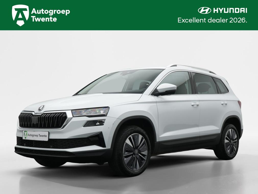 Skoda Karoq 1.5 TSI DSG Selection 150PK | Caprlay navigatie, 12 maanden, Stof, 4 cilinders, Karoq
