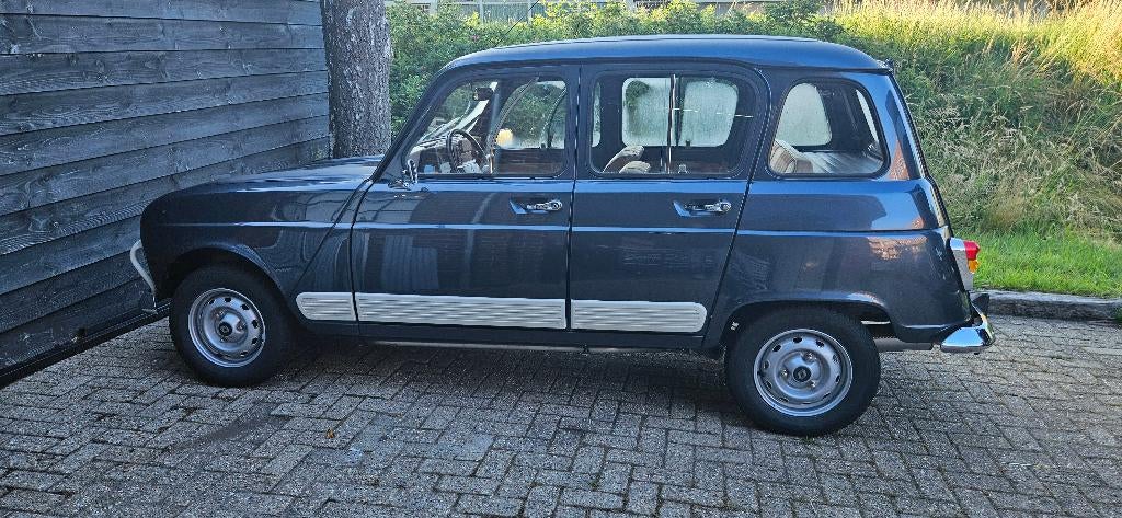 Renault 4 1.1 GTL 1983 gerestaureerd, Auto's, Voorwielaandrijving, 4 cilinders, Blauw, Handgeschakeld