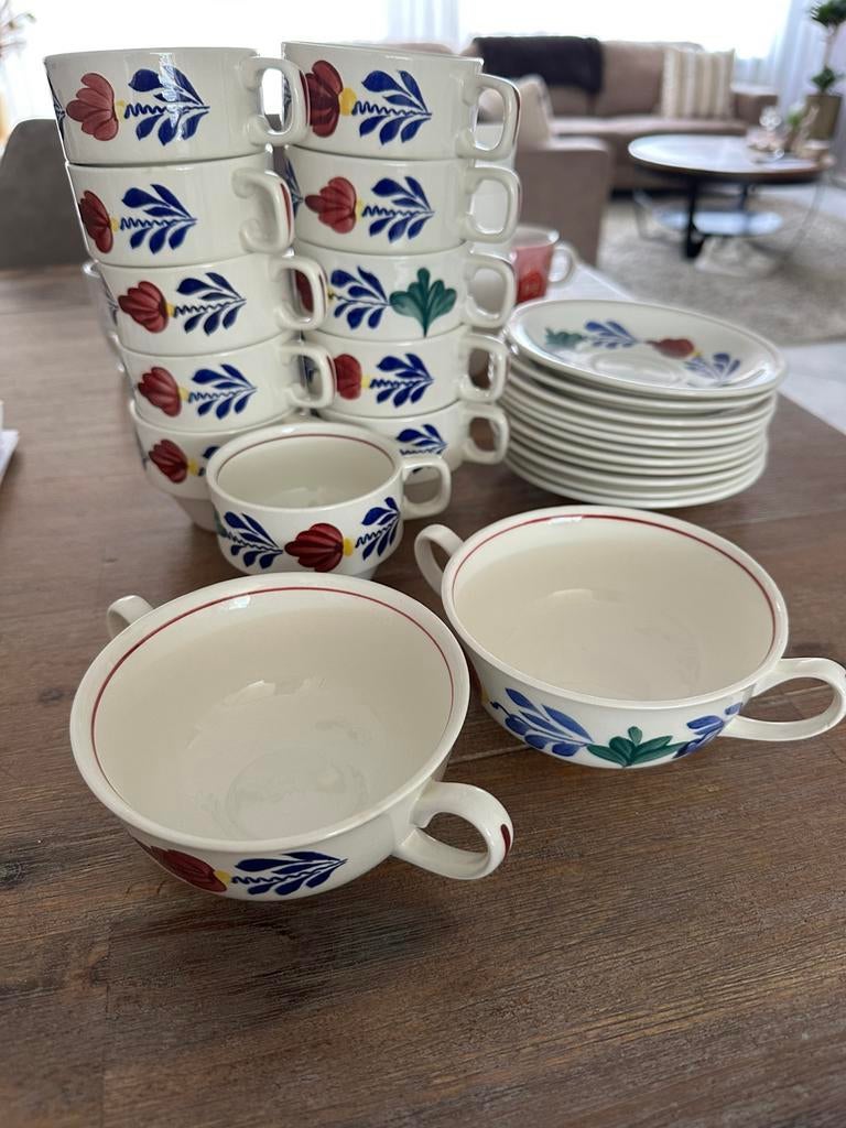 11 kop en schotels boerenbont, Huis en Inrichting, Keuken | Servies, Gebruikt, Ophalen of Verzenden, Kop(pen) en/of Schotel(s)