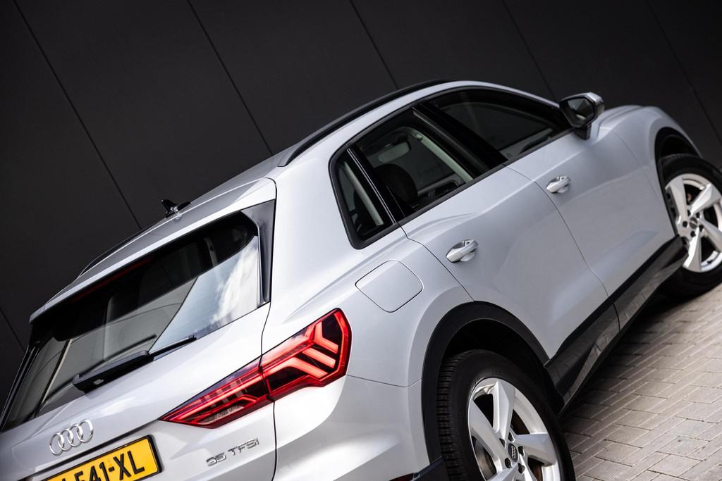 Audi Q3 35 TFSI Advanced | Sportstoelen | Stoelverwarming |, Stof, Euro 6, 4 cilinders, 150 pk