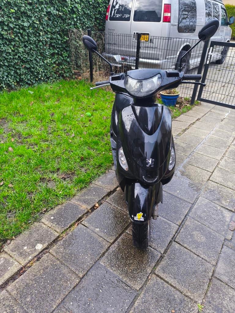 Peugeot V-clic, Fietsen en Brommers, Scooters | Peugeot, Ophalen, Gebruikt, Benzine, Overige modellen