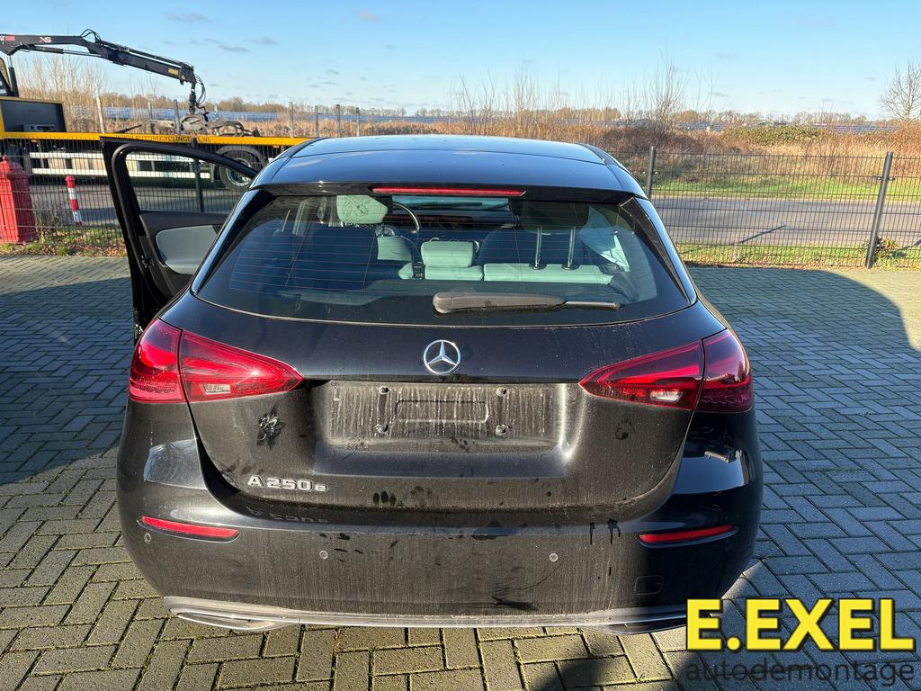Achterklep Mercedes A Klasse W177 Facelift 2020-26, Gebruikt, Ophalen of Verzenden, Achter, -