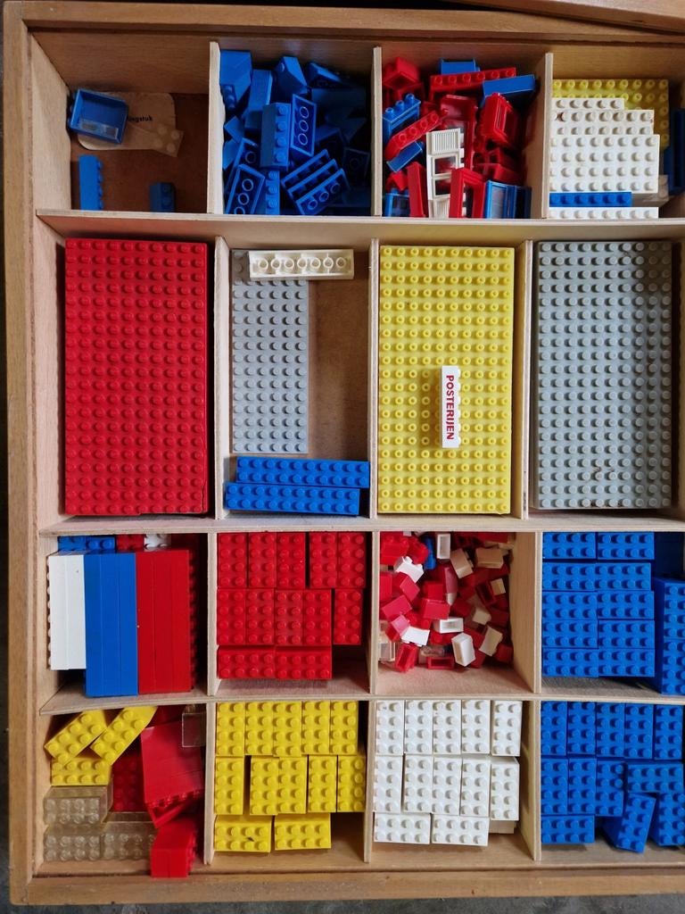 Lego in houten originele lego kist van rond  1960-1970, Ophalen