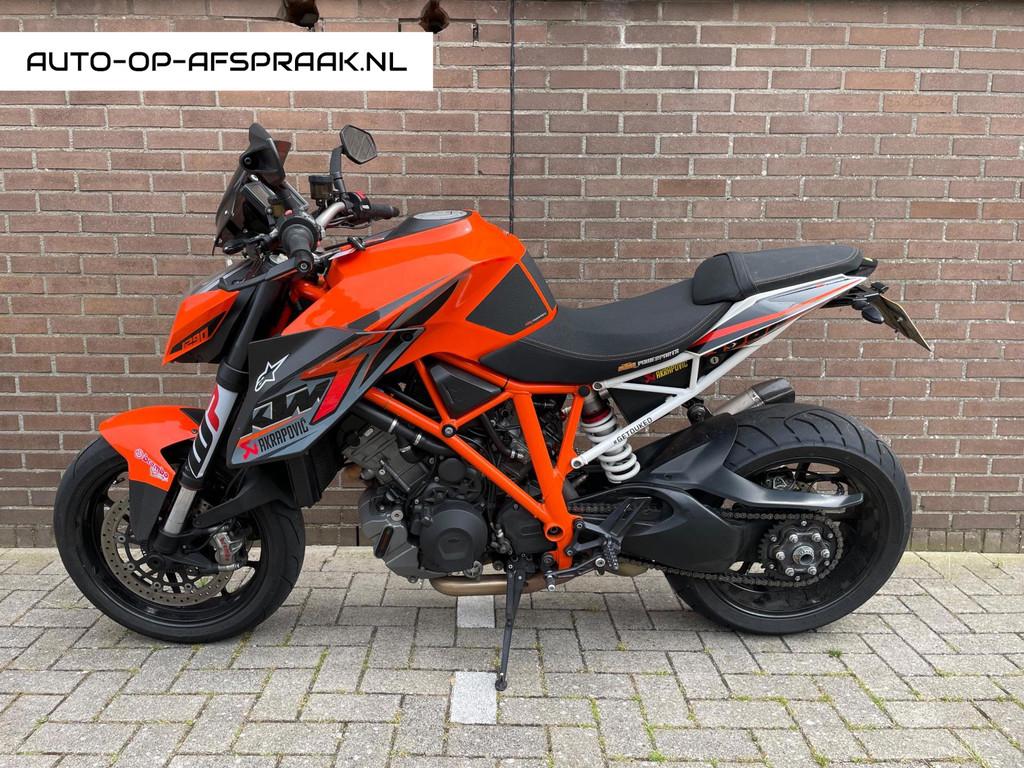 KTM 1290 SuperDuke ABS Akrapovic, Motoren, KTM, Bedrijf, 1301 cc, KTM
2382cc  Leiden , NL