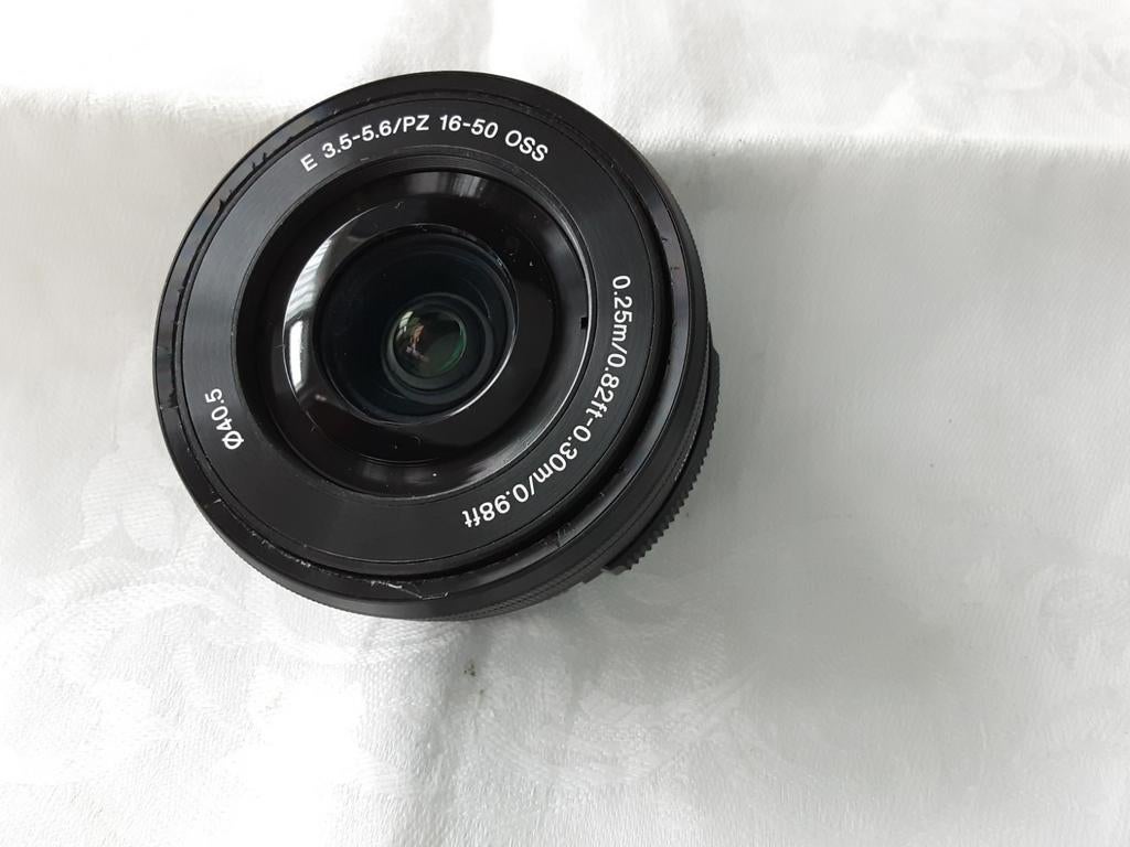 Sony E PZ 16-50mm F3.5-5.6 OSS Lens Optical SteadyShot, Ophalen of Verzenden, Gebruikt, Standaardlens, Zoom