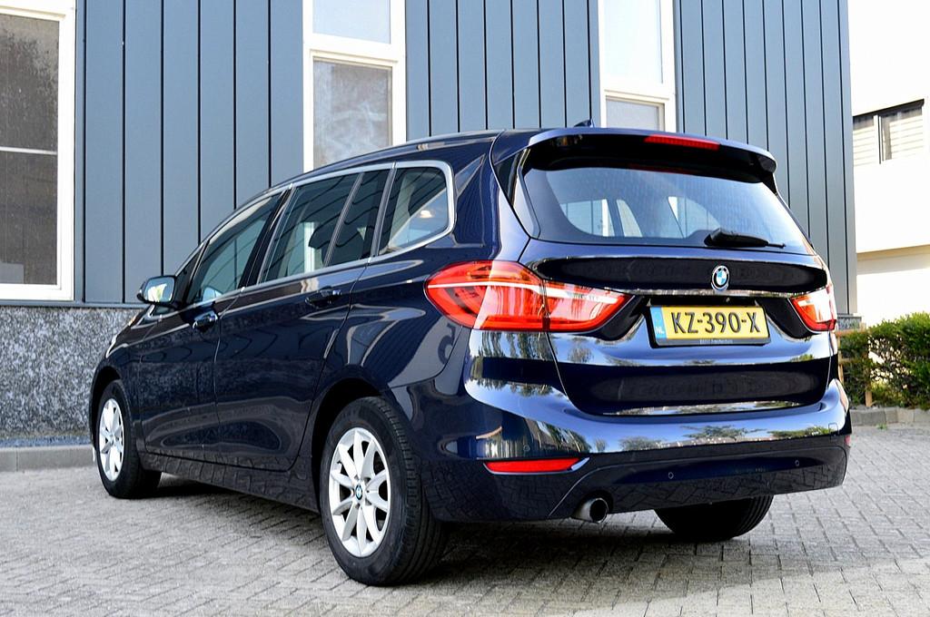 BMW 2 Serie Gran Tourer 218i Centennial Executive 7p. Rijkla, Auto's, BMW, 12 maanden, Gebruikt, Euro 6, Lichtsensor