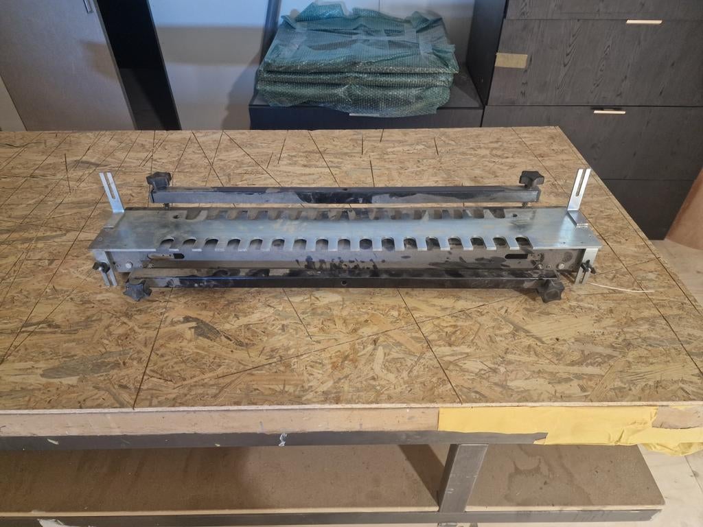 Zwaluwstaart mal, Ophalen, Zo goed als nieuw