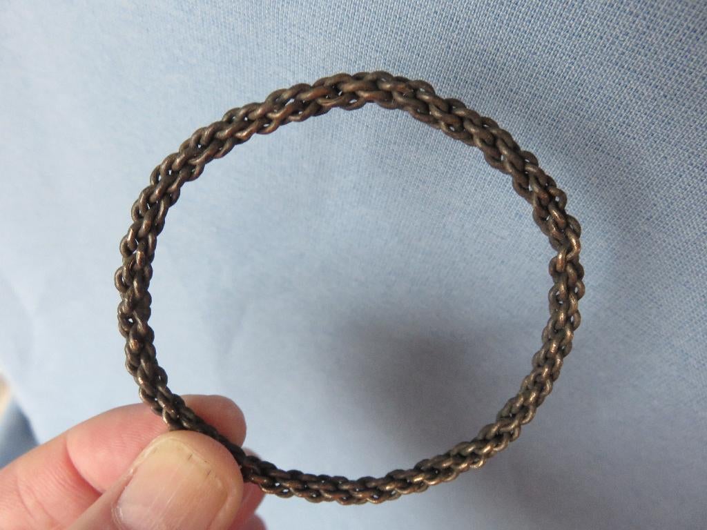 Armband  gevlochten - 18e - 20e eeuw - bodemvondst, Ophalen of Verzenden, Overige materialen, Armband