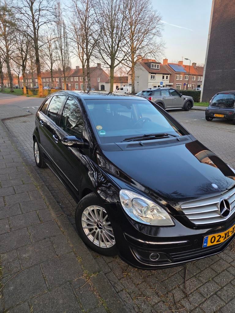 B-Klasse 2.0 CDI B180 5DRS nieuwe apk+ grote beurt, Auto's, Voorwielaandrijving, Stof, Zwart, 715 kg