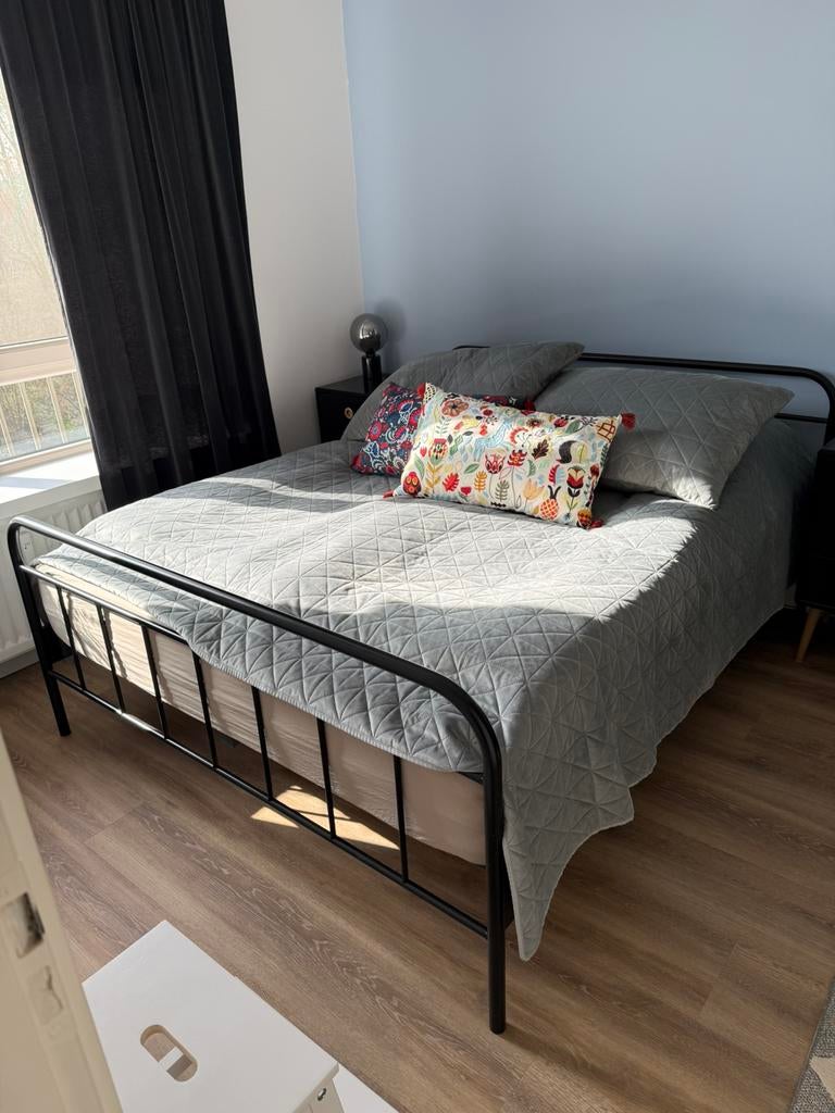Compleet Bed Set 200x160 incl. Emma Diamond Matras, Ophalen, Gebruikt, Zwart, Tweepersoons