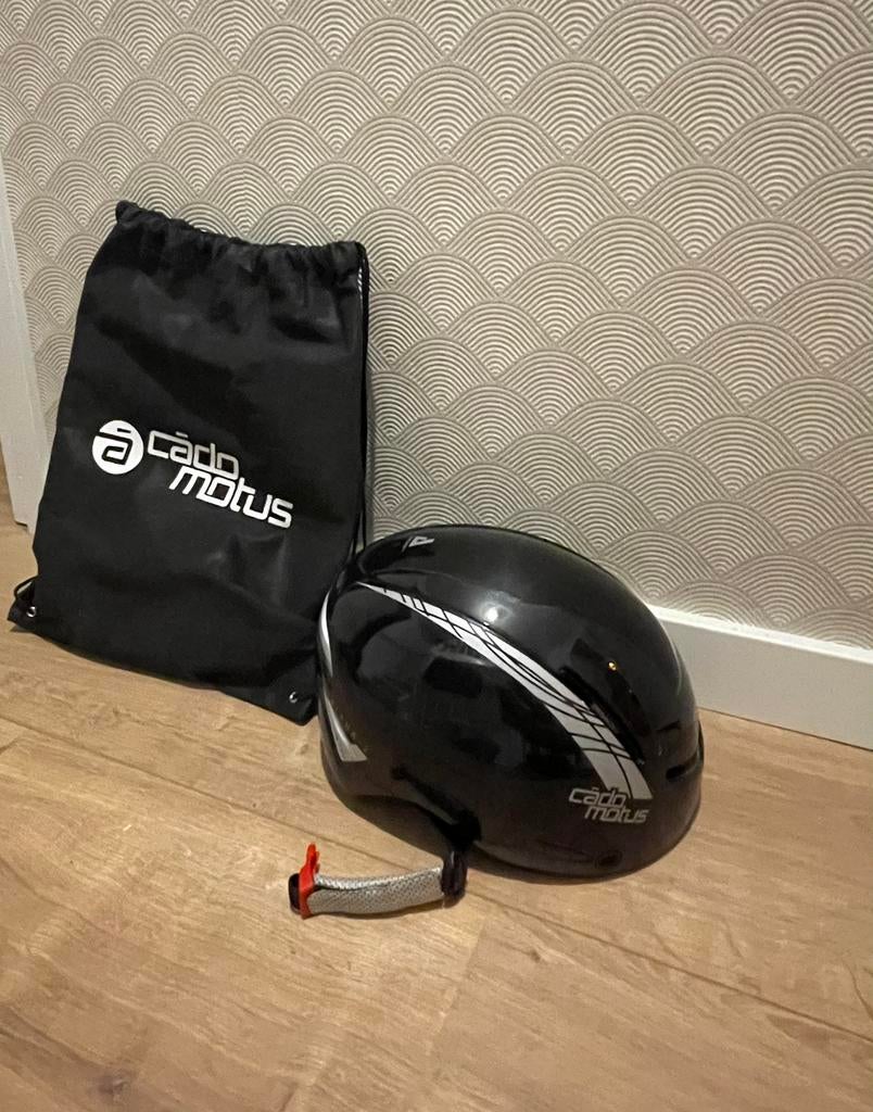 Cado Motus Alpha 2 schaatshelm, Ophalen of Verzenden, Zo goed als nieuw, Bescherming