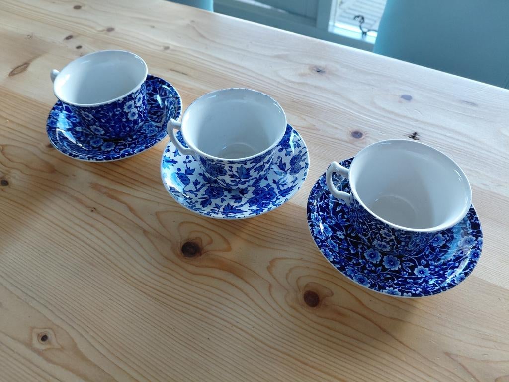 Theekopjes met schotels. Merk Burleigh. Patroon Calico en Ar, Ophalen of Verzenden