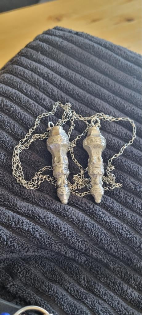 Zilveren ketting met breipendoppen, Ophalen of Verzenden