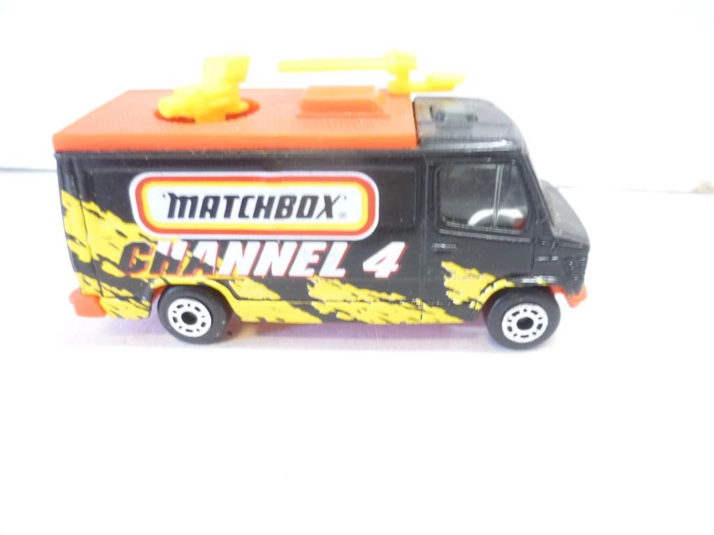 Matchbox opschrift Matchbox Channel 4 nieuwstaat modelauto., Ophalen of Verzenden, Nieuw, Auto