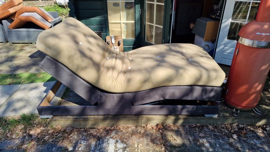 Hastens matras en Swiss Sense boxspring  GRATIS, Ophalen, Gebruikt, 90 cm, Eenpersoons