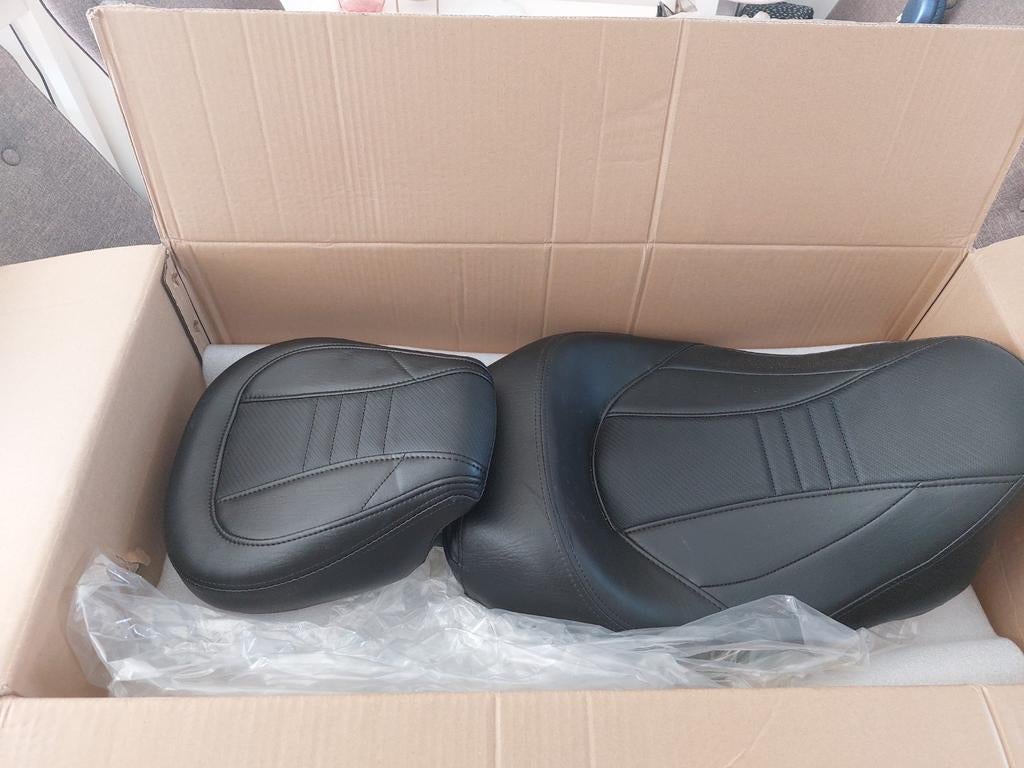 Nieuwe zadel harley glide  verkeerd gekocht, Ophalen of Verzenden