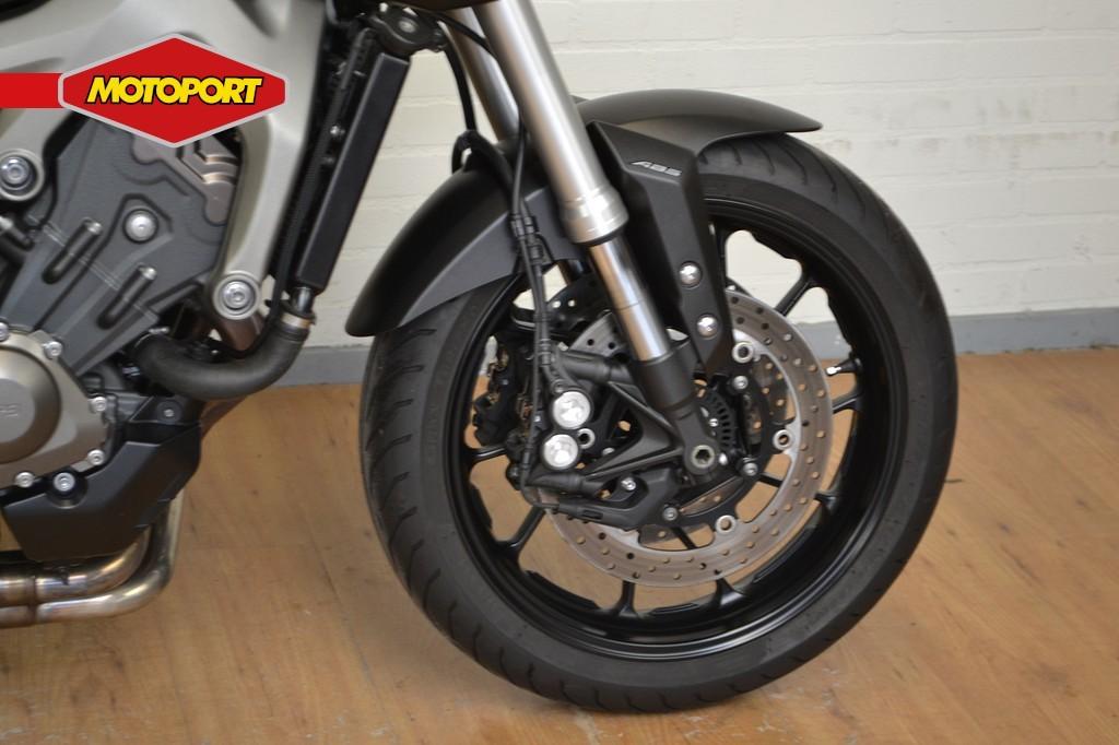Yamaha MT 09 ABS (bj 2014) - foto 3