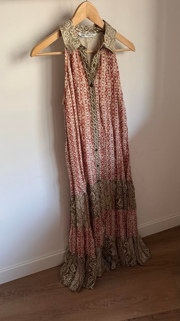 Zara maxi jurk met print, Kleding | Dames, Ophalen, Zo goed als nieuw, Maat 34 (XS) of kleiner, Rood