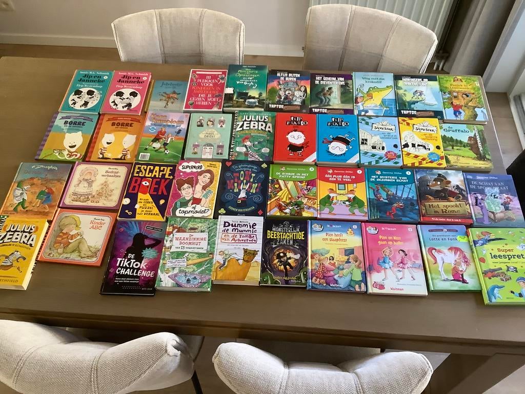 Veel kinder-, jeugdboeken te koop aangeboden. Zie omschr., Boeken, Kinderboeken | Jeugd | 10 tot 12 jaar, Zo goed als nieuw, Ophalen of Verzenden