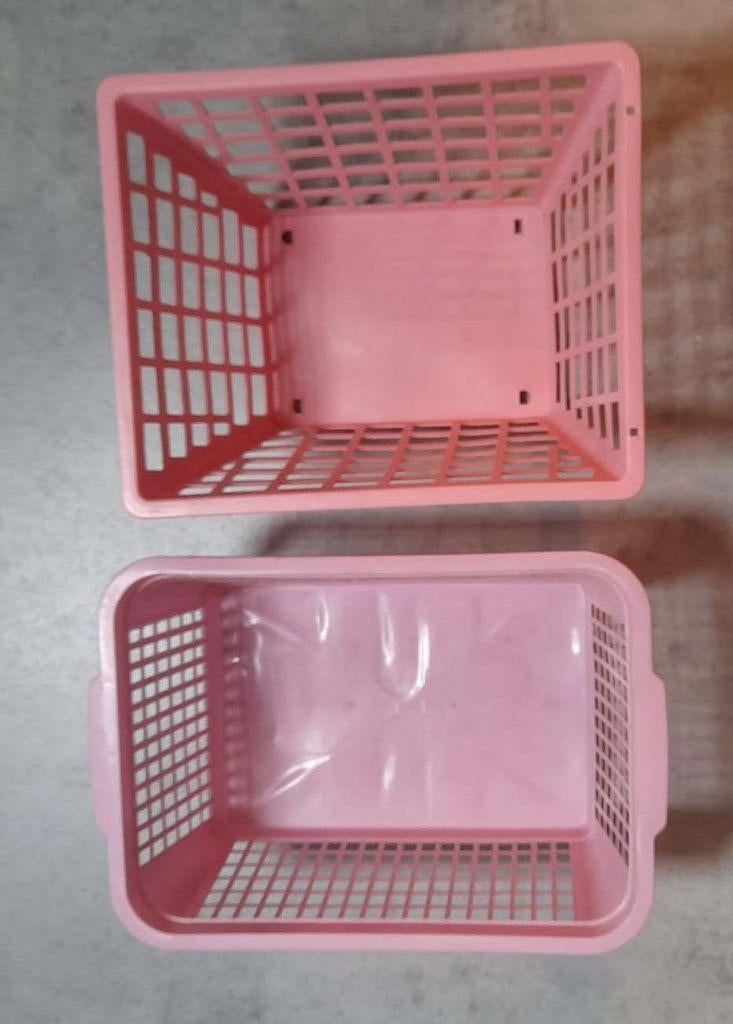 2 kunststof MANDJES / MAND, Kunststof, Mand, Ophalen of Verzenden, Zo goed als nieuw