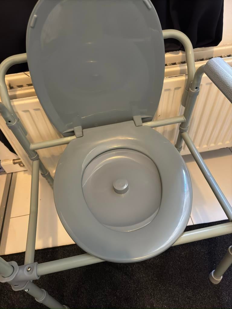 wc stoel, Ophalen of Verzenden, Zo goed als nieuw