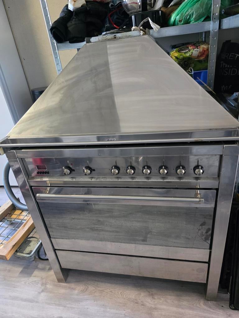 Smeg 6 pits RVS gasfornuis elektrische oven., Ophalen, Gebruikt, ., 60 cm of meer