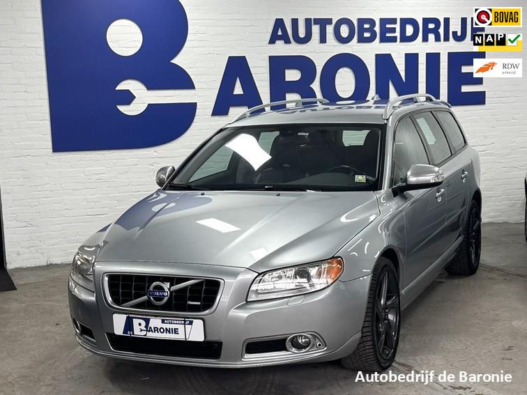 Volvo V70 2.0T R-Edition, Zwart, 4 cilinders, 1558 kg, 93 €/maand