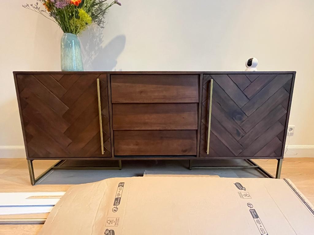 Dutchbone Class dressoir tv meubel visgraat, Ophalen, Met deur(en), 150 tot 200 cm, Zo goed als nieuw