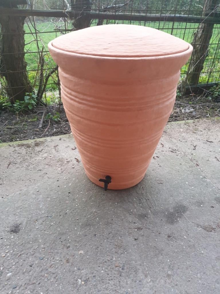 kunststof regentonnen regenton incl kraan 150L en 220L nieuw, Ophalen of Verzenden, Nieuw, Minder dan 10 meter