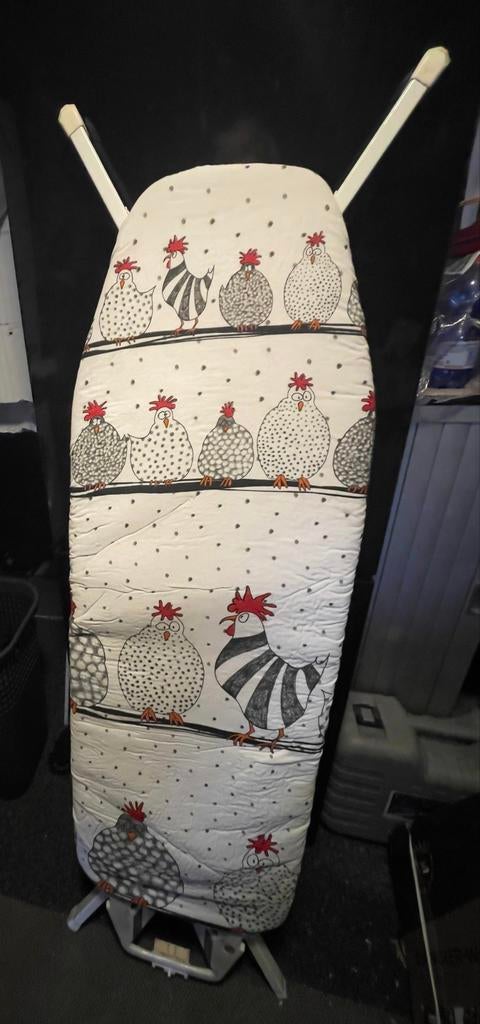 Strijkplank met kippenprint, Ophalen, Gebruikt