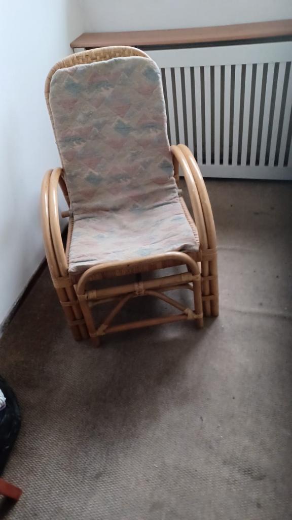 Vintage rieten lounge/deckchair met uittrekbare voetsteun, Huis en Inrichting, Stoelen, Ophalen, Gebruikt, Bruin, Riet of Rotan