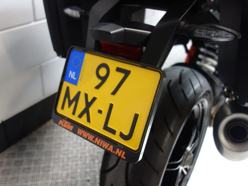 KTM 1290 SUPER DUKE GT - foto 2