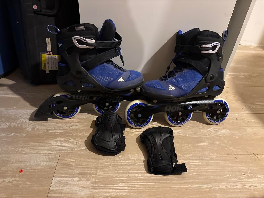 Rollerblade Macroblade 100 3WD W - Zo goed als Nieuw in Doos, Overige merken, Ophalen of Verzenden, Zo goed als nieuw, Inline skates 4 wielen