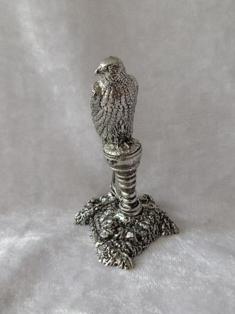 VALK, tinnen beeldje, Ophalen of Verzenden