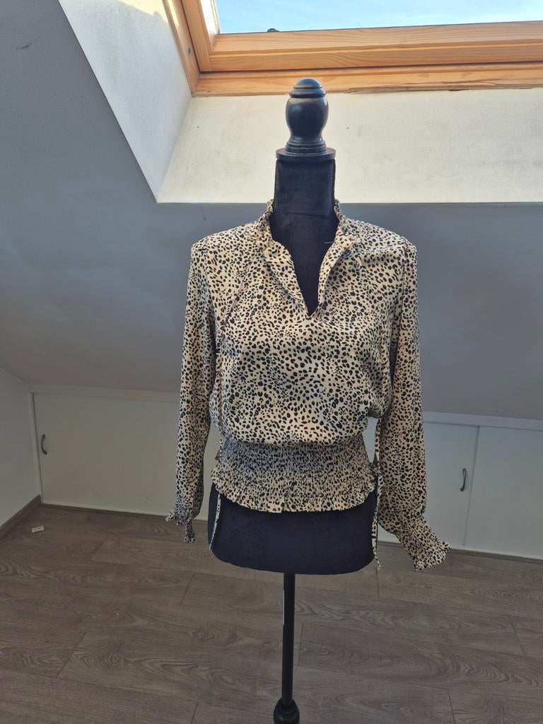 Mooie blouse. Maat 34, Verzenden, Beige, Pigalle, Zo goed als nieuw