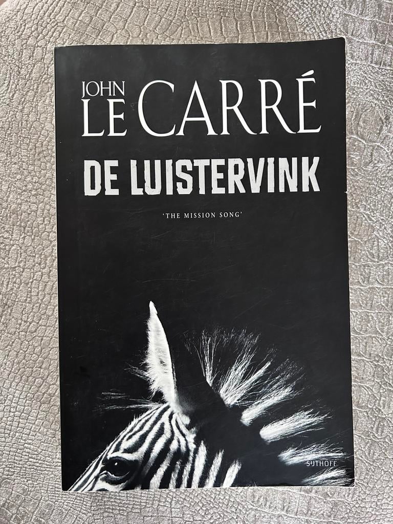 J. Le Carre - De Luistervink, Ophalen of Verzenden, Zo goed als nieuw, J. Le Carre