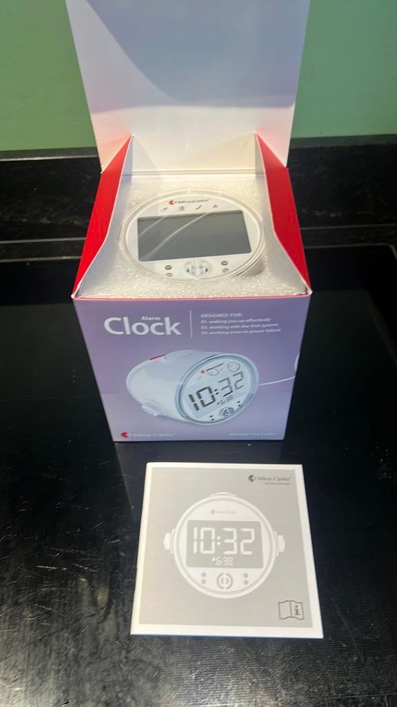 Nieuw! Alarm clock met speciale mogelijkheden, Ophalen of Verzenden, Zo goed als nieuw