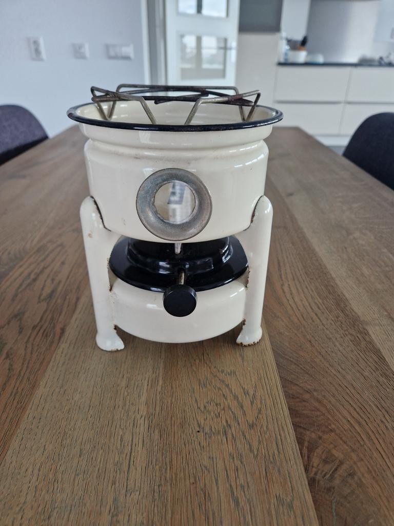 Compleet 1-pits petroleumstel met rooster, raampje en lont, Ophalen of Verzenden