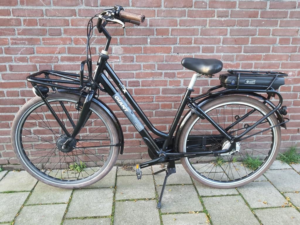 Giant elektrische fiets, Fietsen en Brommers, Ophalen, Versnellingen, Giant, Zo goed als nieuw