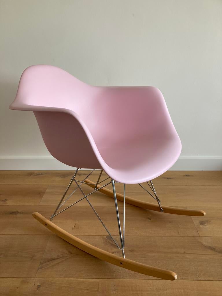 Schommelstoel roze meisjeskamer - nieuw staat, Huis en Inrichting, Stoelen, Ophalen, Kunststof, Overige kleuren, Design